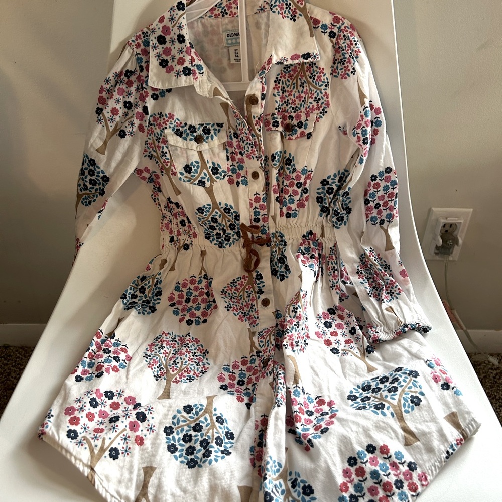 Collared and sinch wasted dress 5t